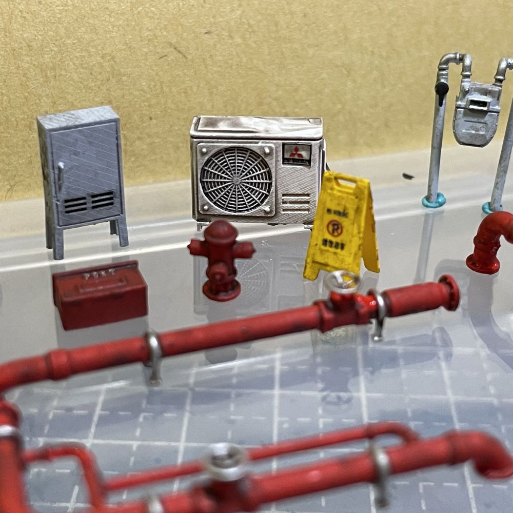 Diorama 1:64  Air Conditioner  - огляд і ціна Auto Repair Shop Japan